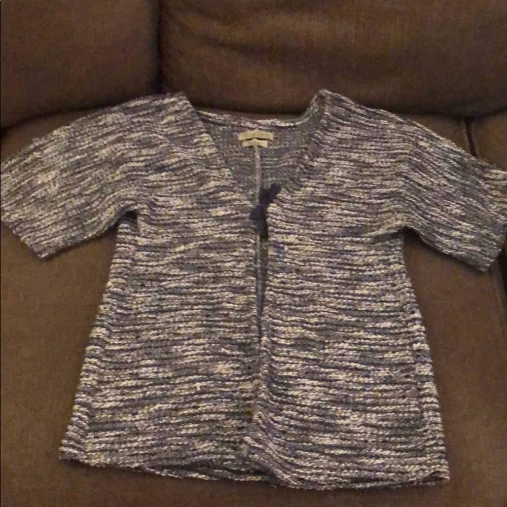 Girl’s size medium Lucky Brand tie top.